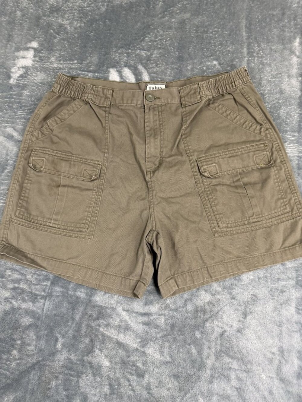 Talos Mens Khaki Cargo Shorts Size 40
